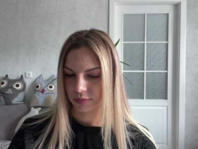 CarlotaWnorowski live cam on BongaCams