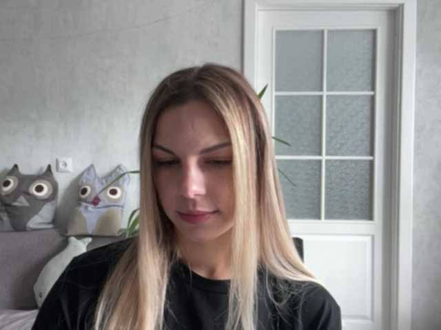 CarlotaWnorowski live cam on BongaCams