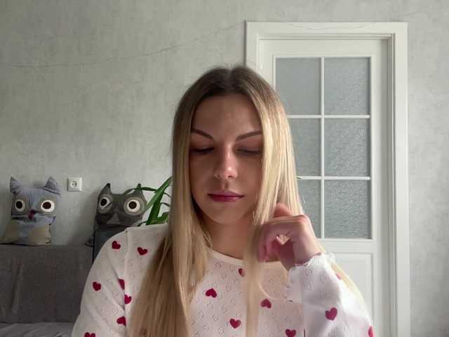 CarlotaWnorowski live cam on BongaCams