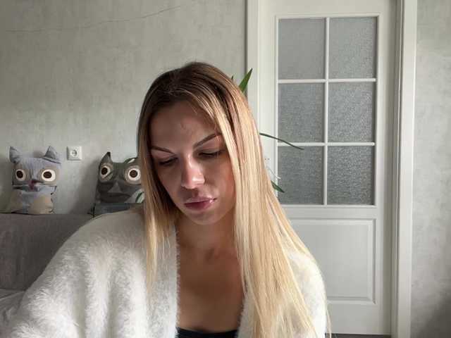 CarlotaWnorowski live cam on BongaCams
