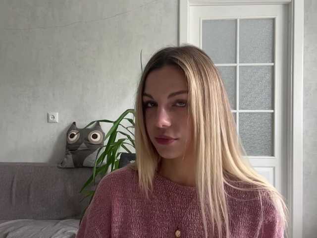 CarlotaWnorowski live cam on BongaCams