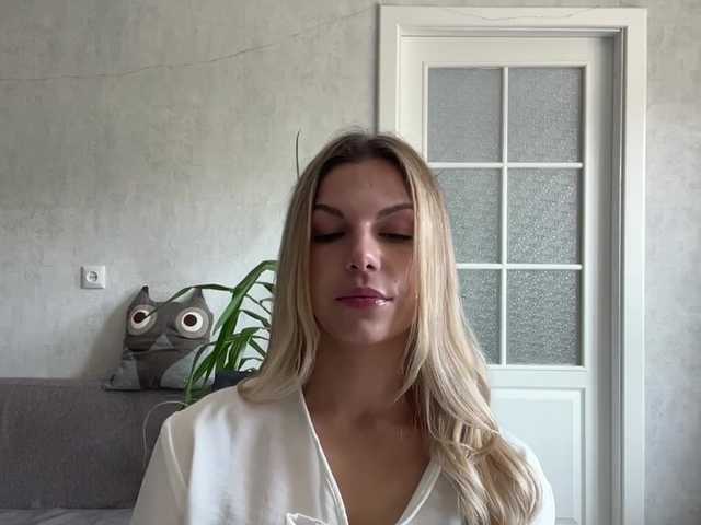 CarlotaWnorowski live cam on BongaCams
