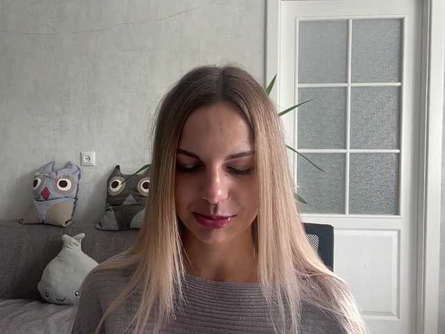 CarlotaWnorowski live cam on BongaCams