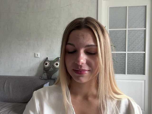 CarlotaWnorowski live cam on BongaCams