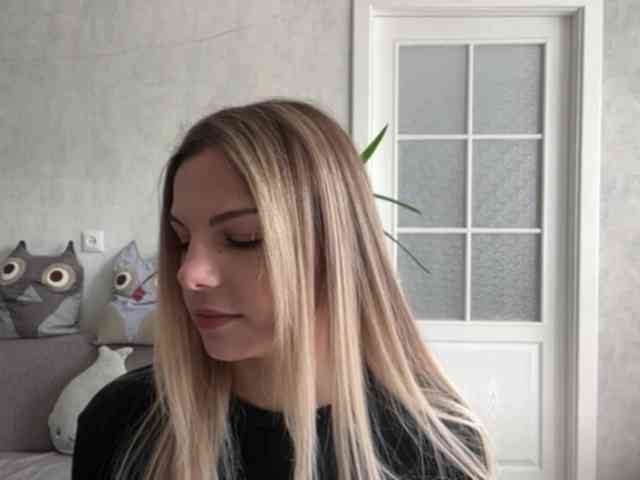 CarlotaWnorowski webcam