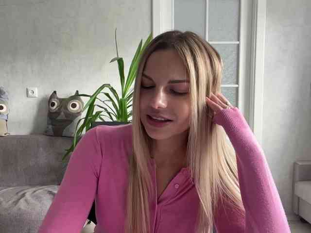 CarlotaWnorowski Sex Cam Show