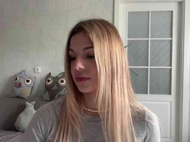 CarlotaWnorowski webcam