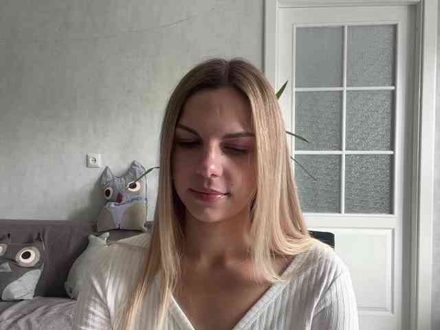 CarlotaWnorowski webcam