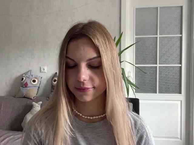 CarlotaWnorowski webcam