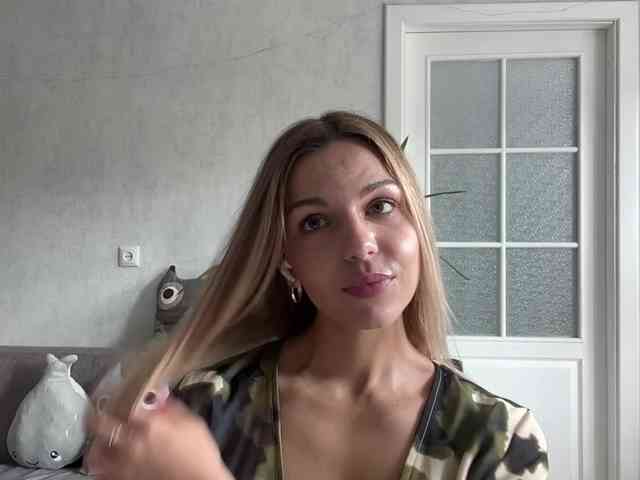 CarlotaWnorowski webcam