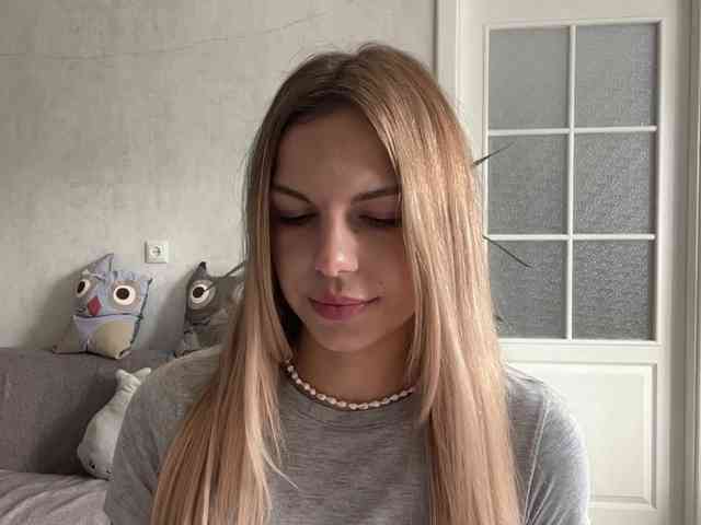 CarlotaWnorowski webcam