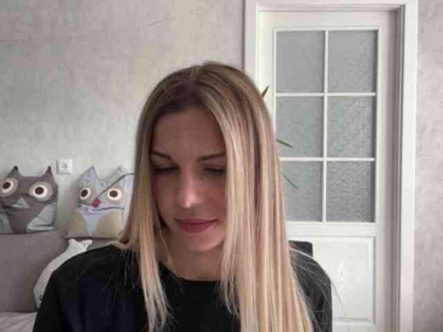 CarlotaWnorowski webcam