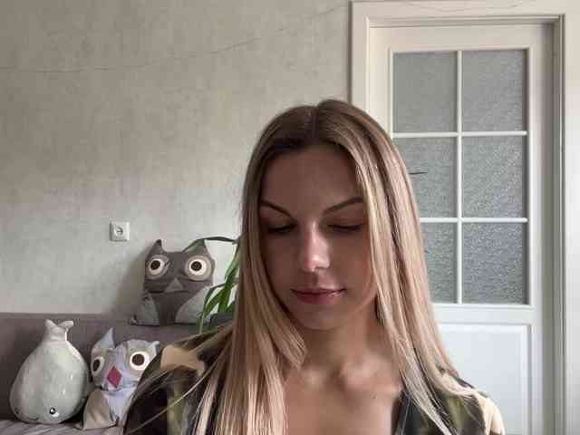 CarlotaWnorowski webcam