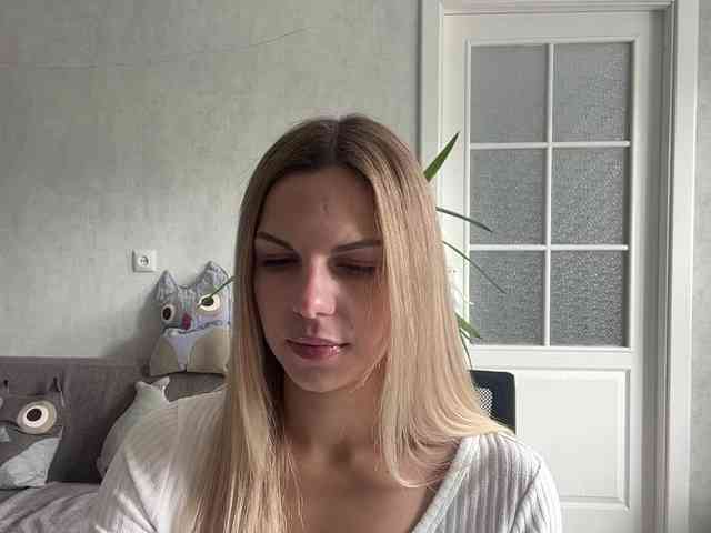 CarlotaWnorowski webcam