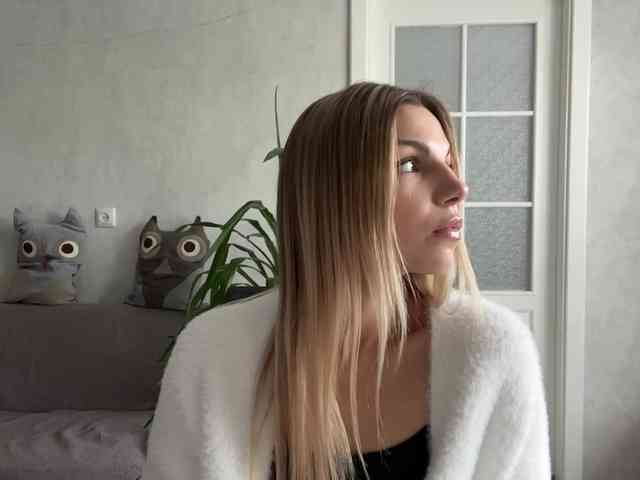 CarlotaWnorowski webcam