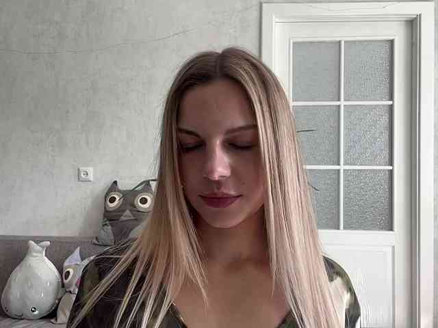 CarlotaWnorowski webcam