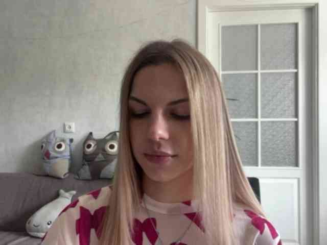 CarlotaWnorowski webcam