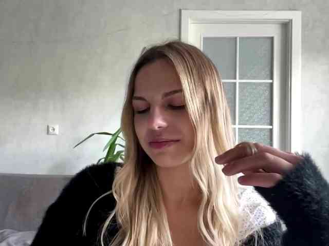 CarlotaWnorowski webcam