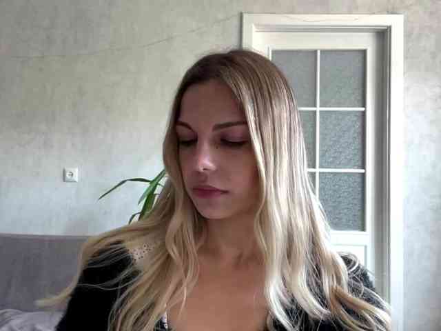 CarlotaWnorowski webcam