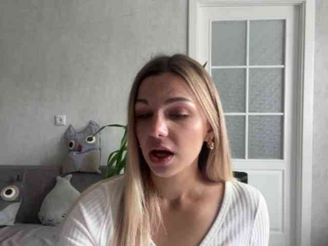 CarlotaWnorowski webcam