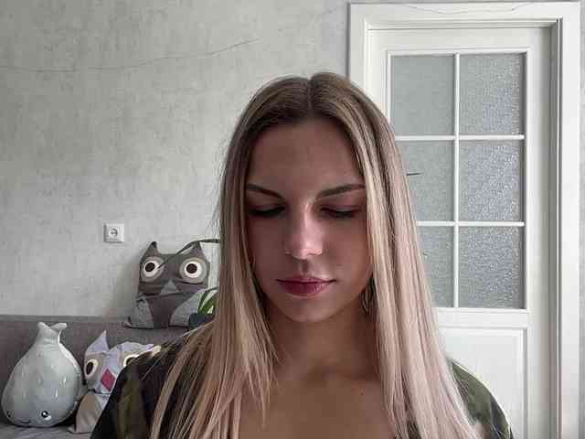 CarlotaWnorowski webcam