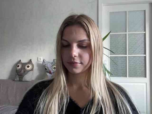 CarlotaWnorowski Live Webcam on BongaCams