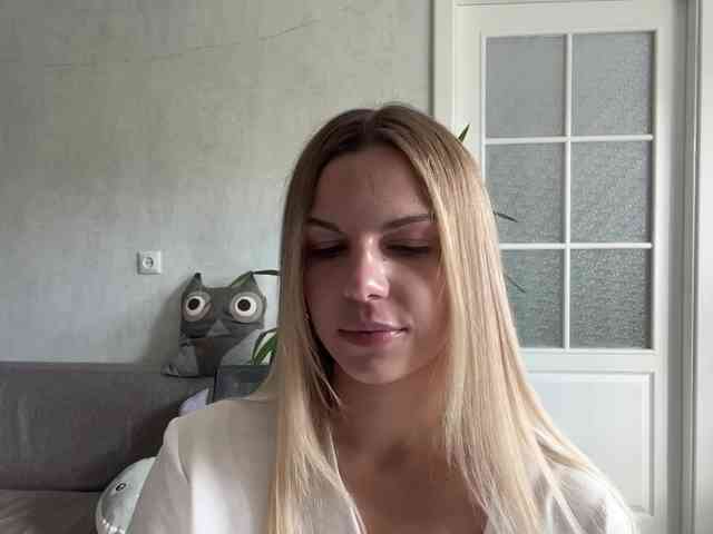 CarlotaWnorowski webcam
