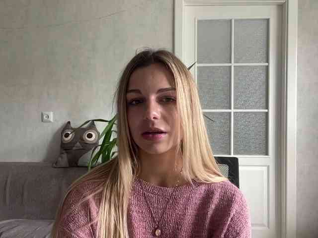 CarlotaWnorowski webcam