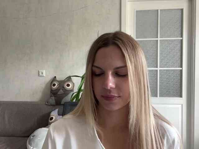 CarlotaWnorowski webcam