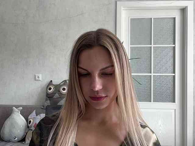 CarlotaWnorowski webcam