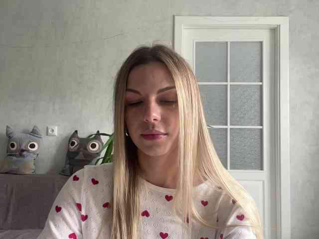 CarlotaWnorowski webcam