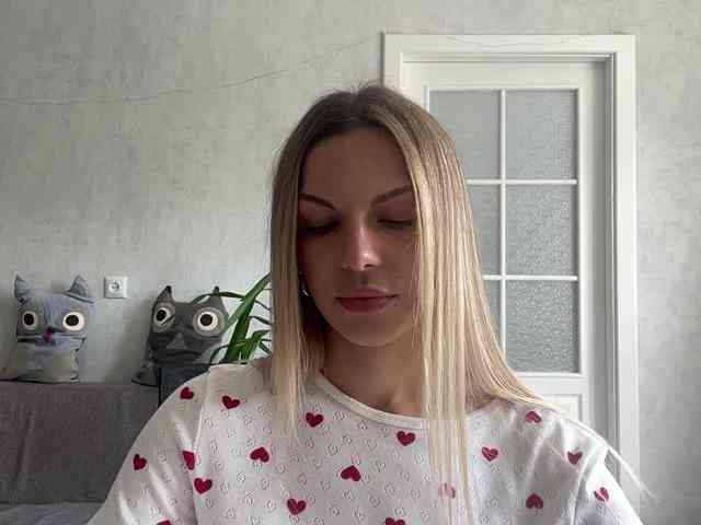 CarlotaWnorowski webcam
