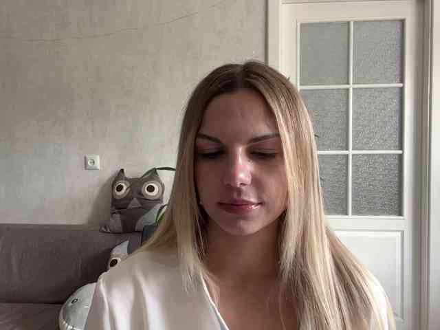 CarlotaWnorowski webcam