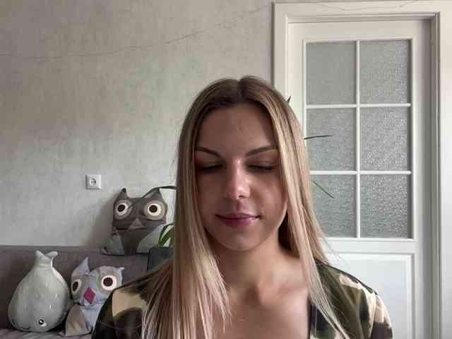 CarlotaWnorowski webcam
