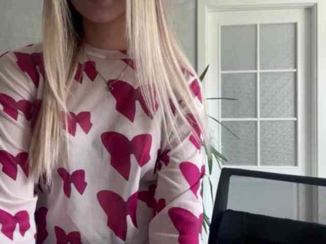 CarlotaWnorowski webcam