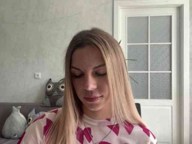 CarlotaWnorowski webcam