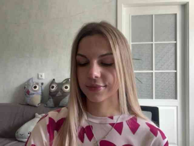 CarlotaWnorowski webcam