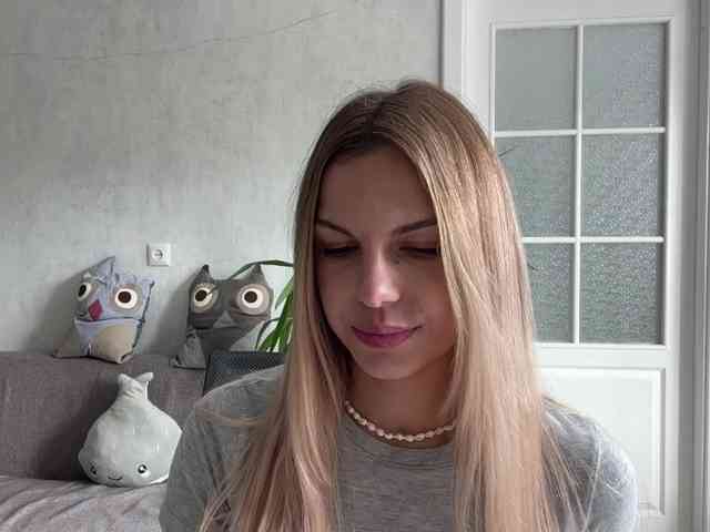 CarlotaWnorowski webcam