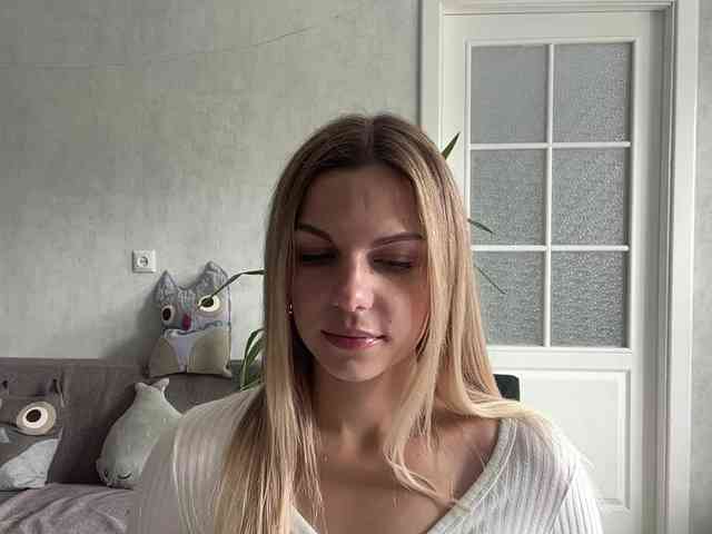 CarlotaWnorowski webcam