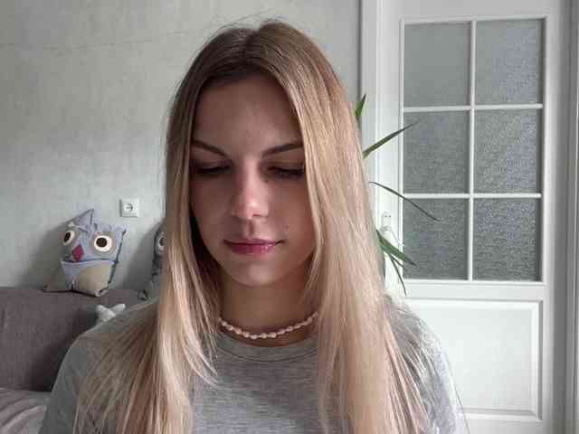 CarlotaWnorowski webcam