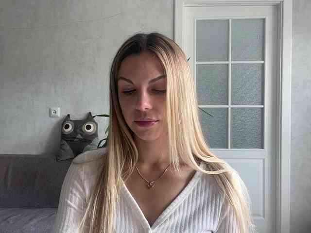 CarlotaWnorowski webcam