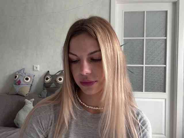 CarlotaWnorowski webcam