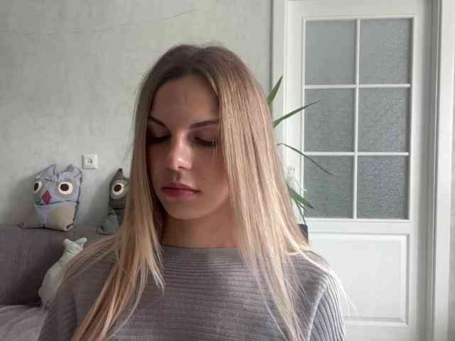 CarlotaWnorowski webcam