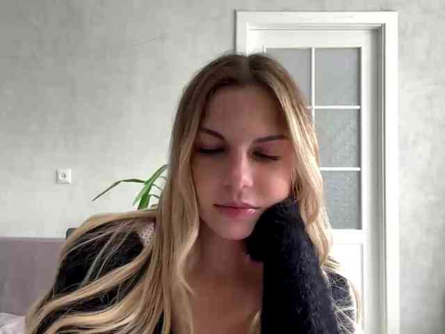 CarlotaWnorowski webcam