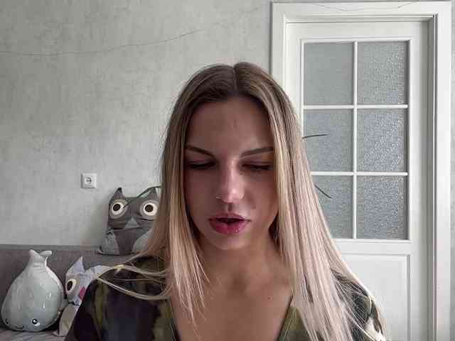 CarlotaWnorowski webcam
