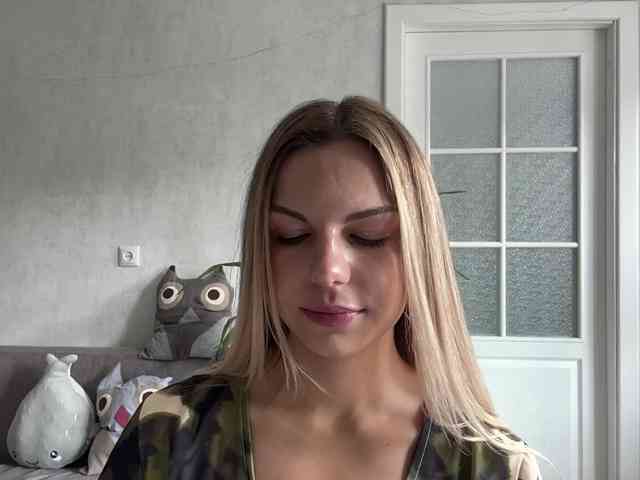 CarlotaWnorowski webcam