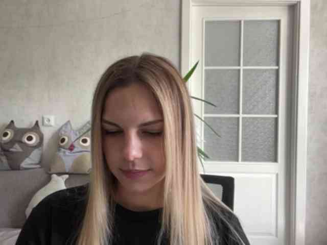CarlotaWnorowski webcam