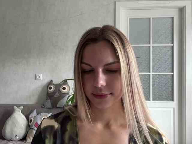 CarlotaWnorowski webcam