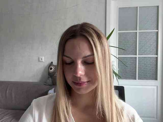 CarlotaWnorowski webcam