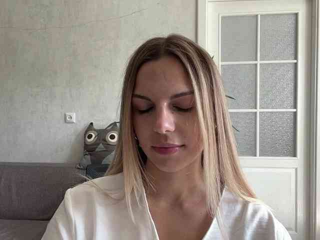 CarlotaWnorowski webcam